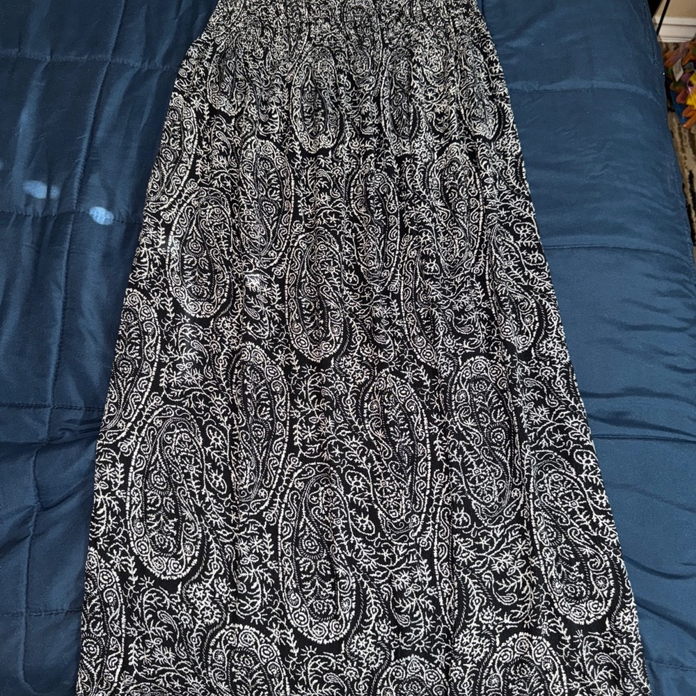 Q Black and White Paisley Maxi Dress